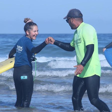 فندق International Surf School & Camp ساغريش المظهر الخارجي الصورة